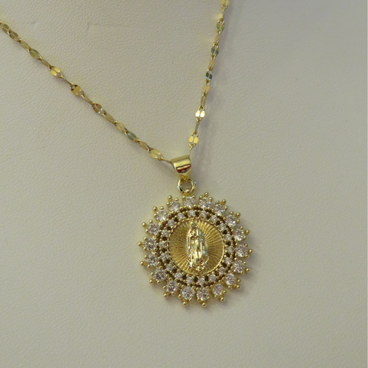 Sunday Sweetheart Necklace